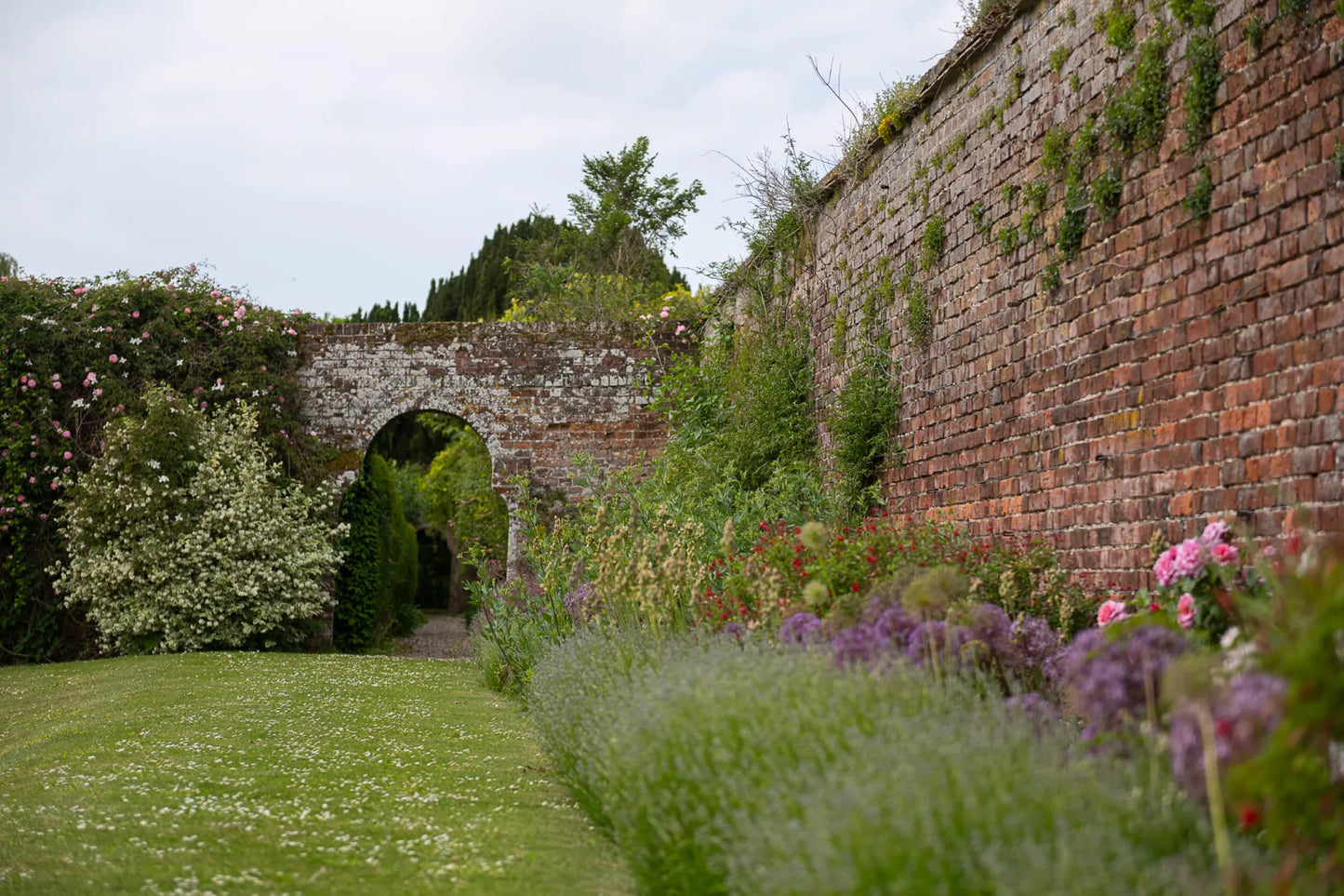 Flower Pressing at Goodnestone Park, 6th May